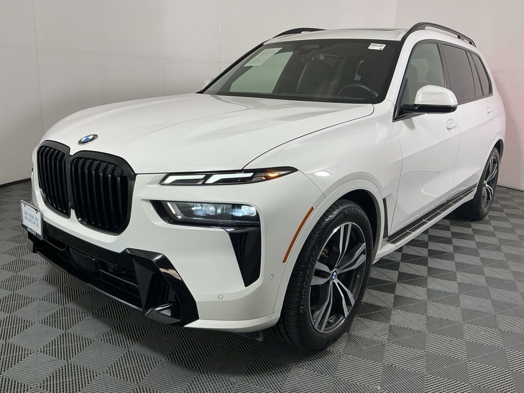 Certified 2023 BMW X7 xDrive40i w/ Executive Package image 2