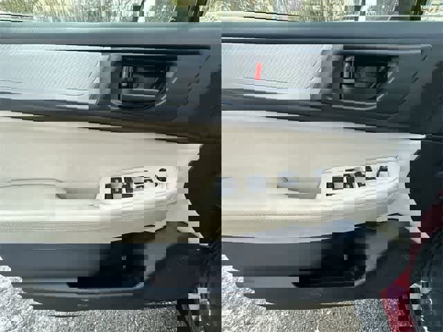 Used 2018 Subaru Outback 2.5i image 16