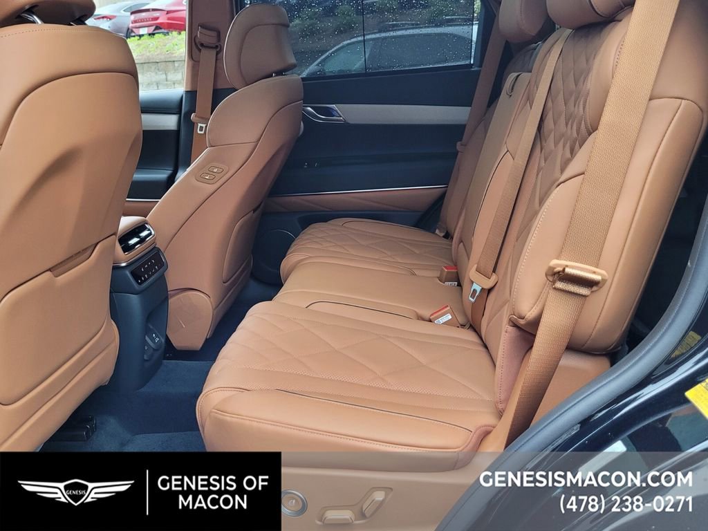 New 2025 Genesis GV80 3.5T Prestige image 18