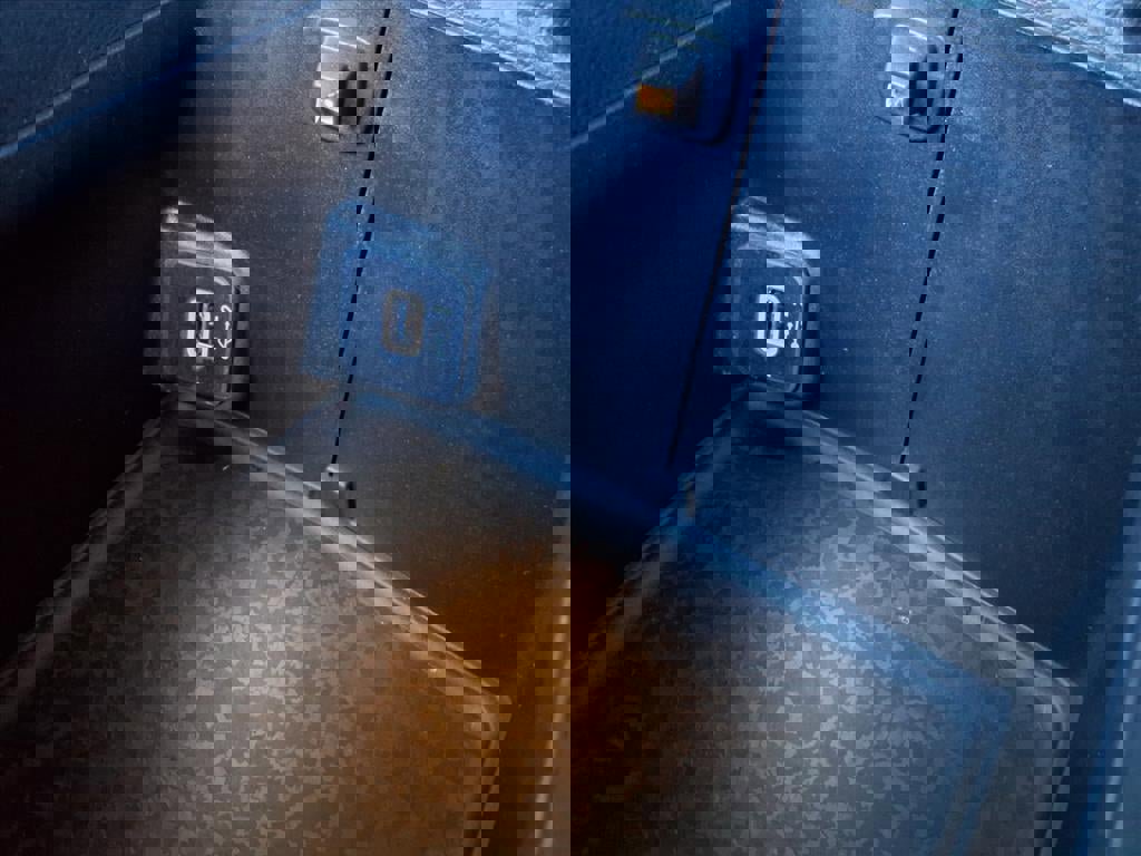 Certified 2025 Jeep Wrangler Unlimited Rubicon image 12