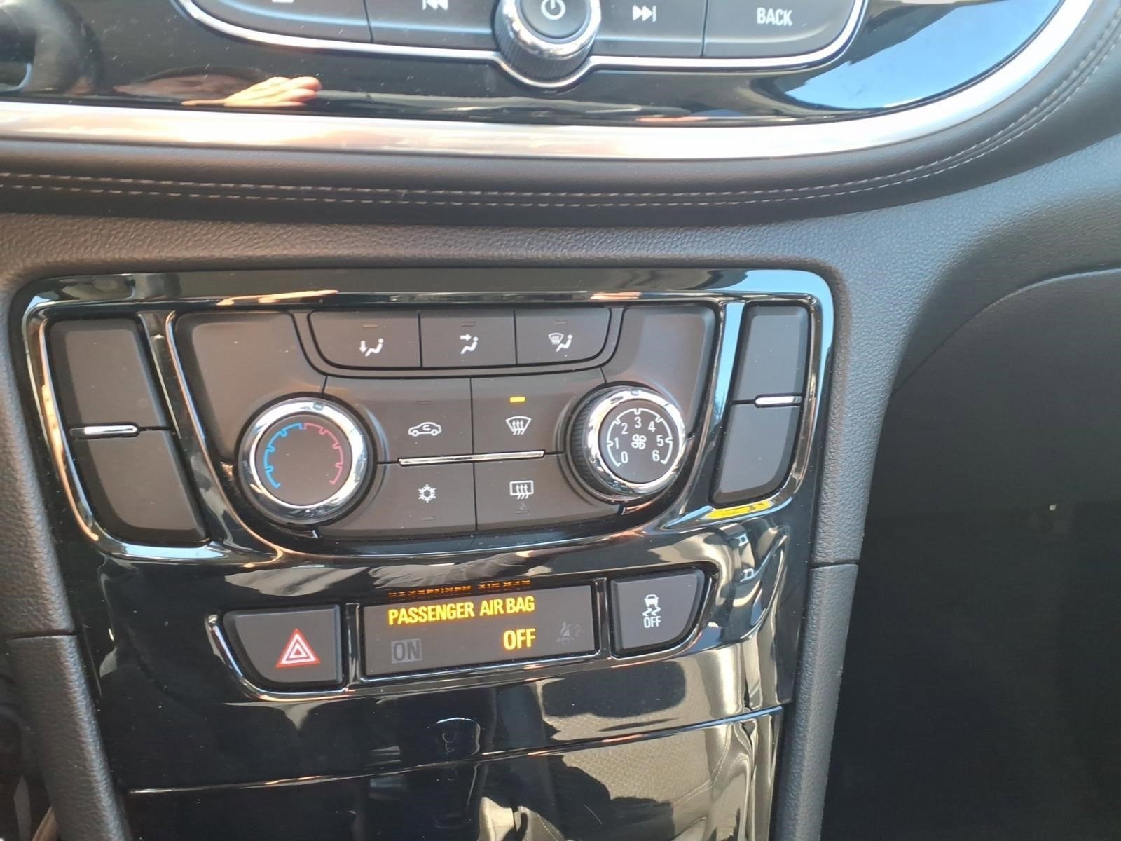 Used 2019 Buick Encore Preferred FWD image 17