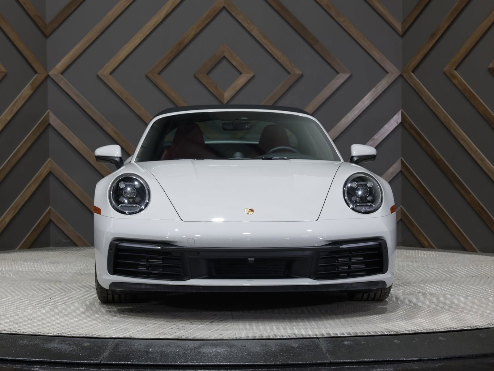 Used 2021 Porsche 911 Targa 4 image 3