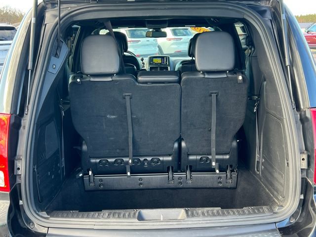 Used 2019 Dodge Grand Caravan GT image 35