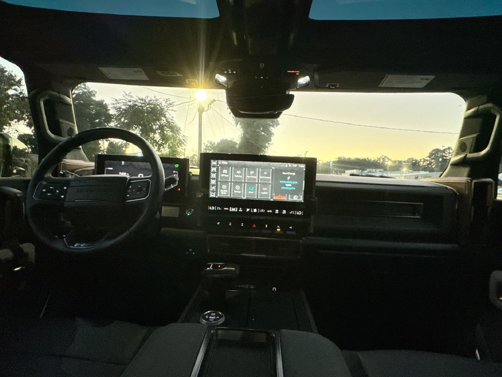 Used 2025 GMC Hummer EV 3X w/ Extreme Off-Road Package AWD/4WD image 30