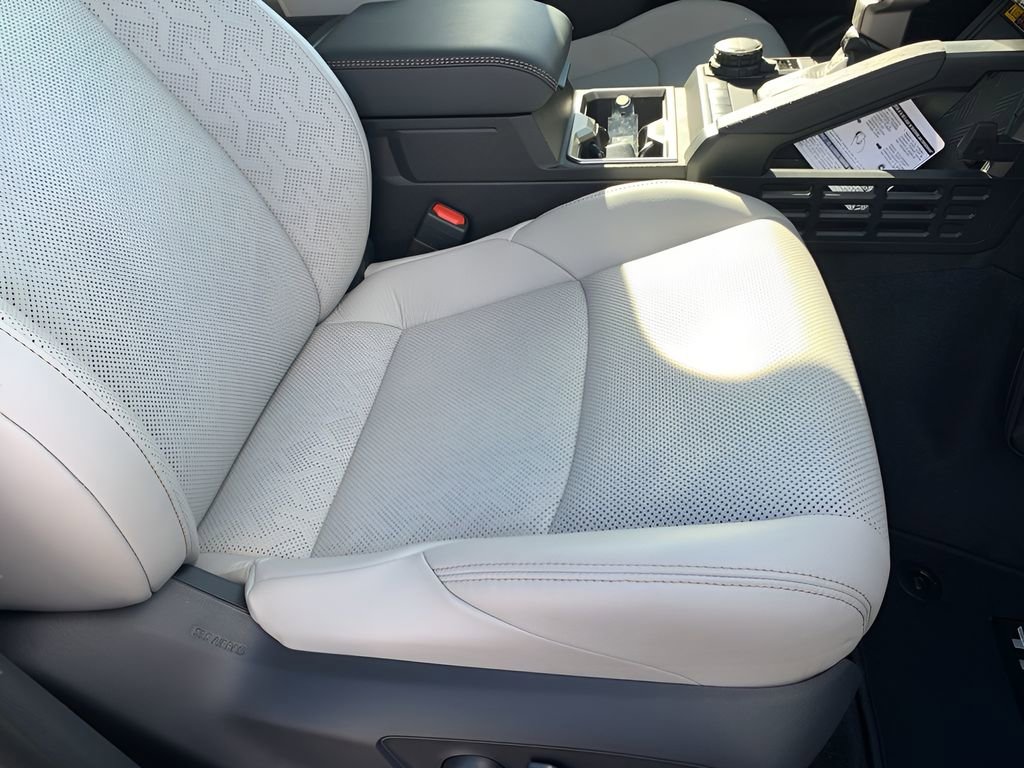 Used 2024 Toyota Tacoma Limited image 16