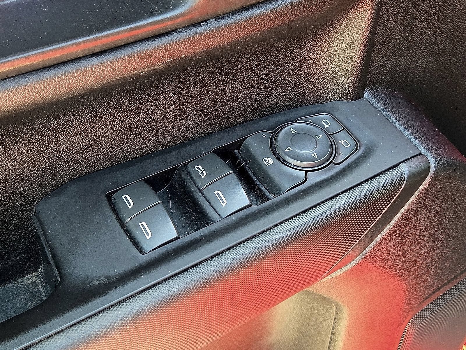 Used 2022 Chevrolet Silverado 1500 Custom AWD/4WD image 19