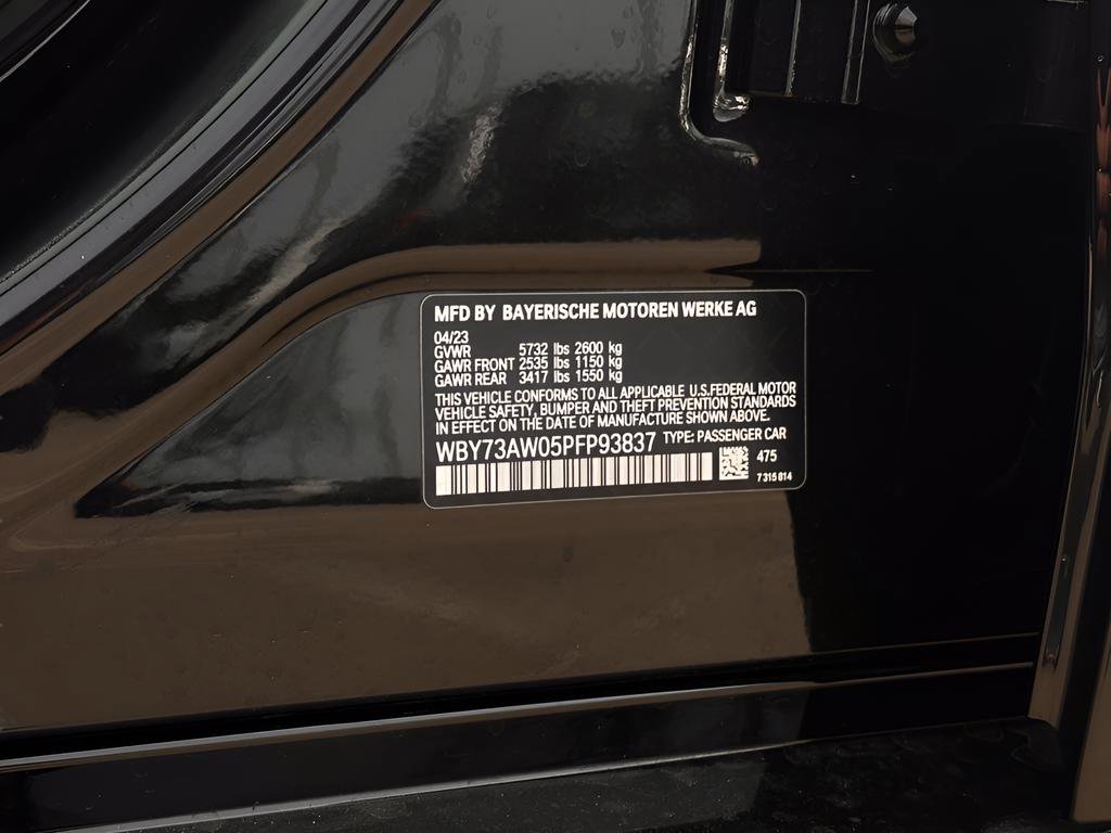 Used 2023 BMW i4 eDrive40 w/ M Sport Package image 11