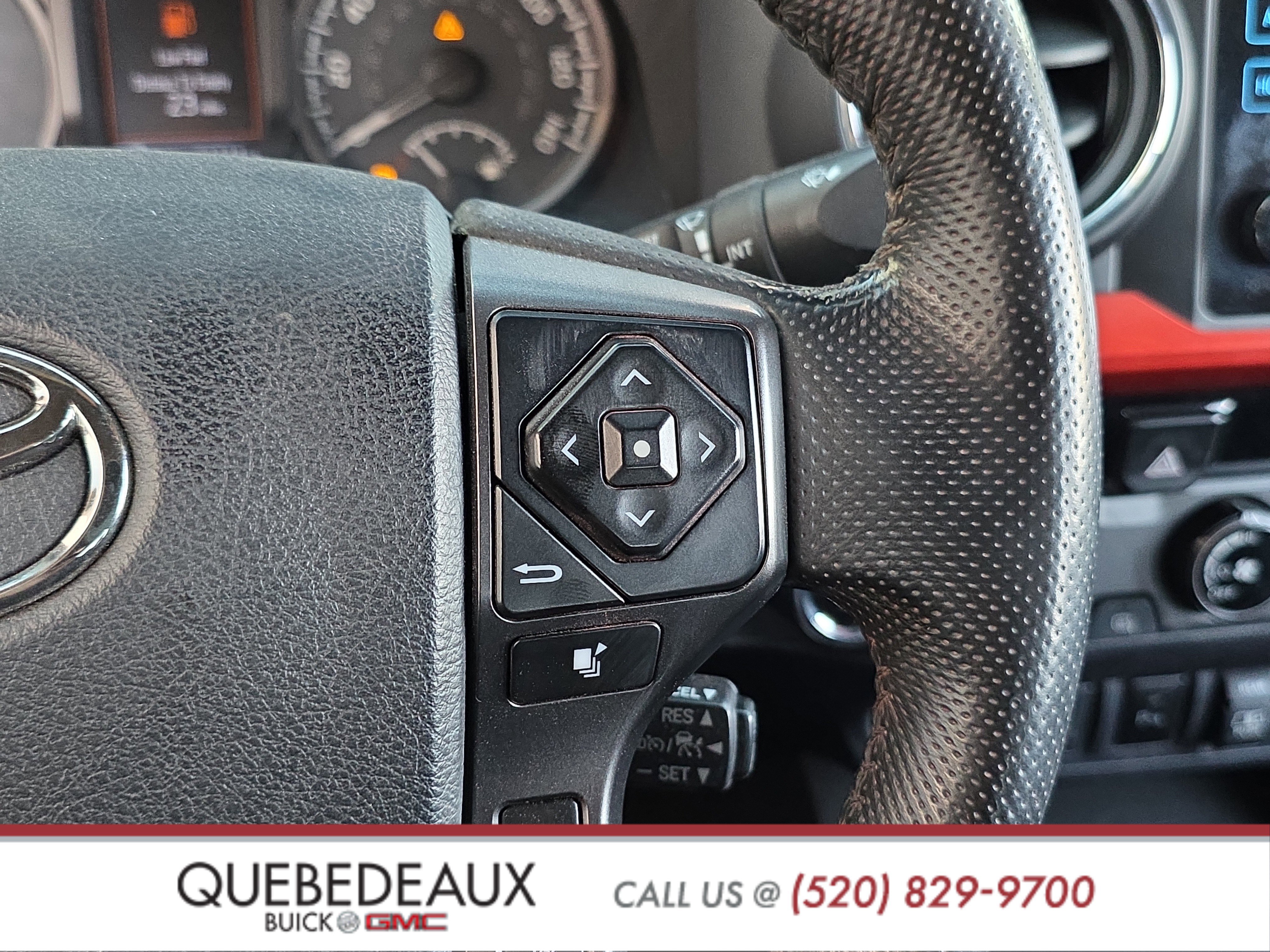 Used 2018 Toyota Tacoma TRD Off-Road w/ Technology Package image 15