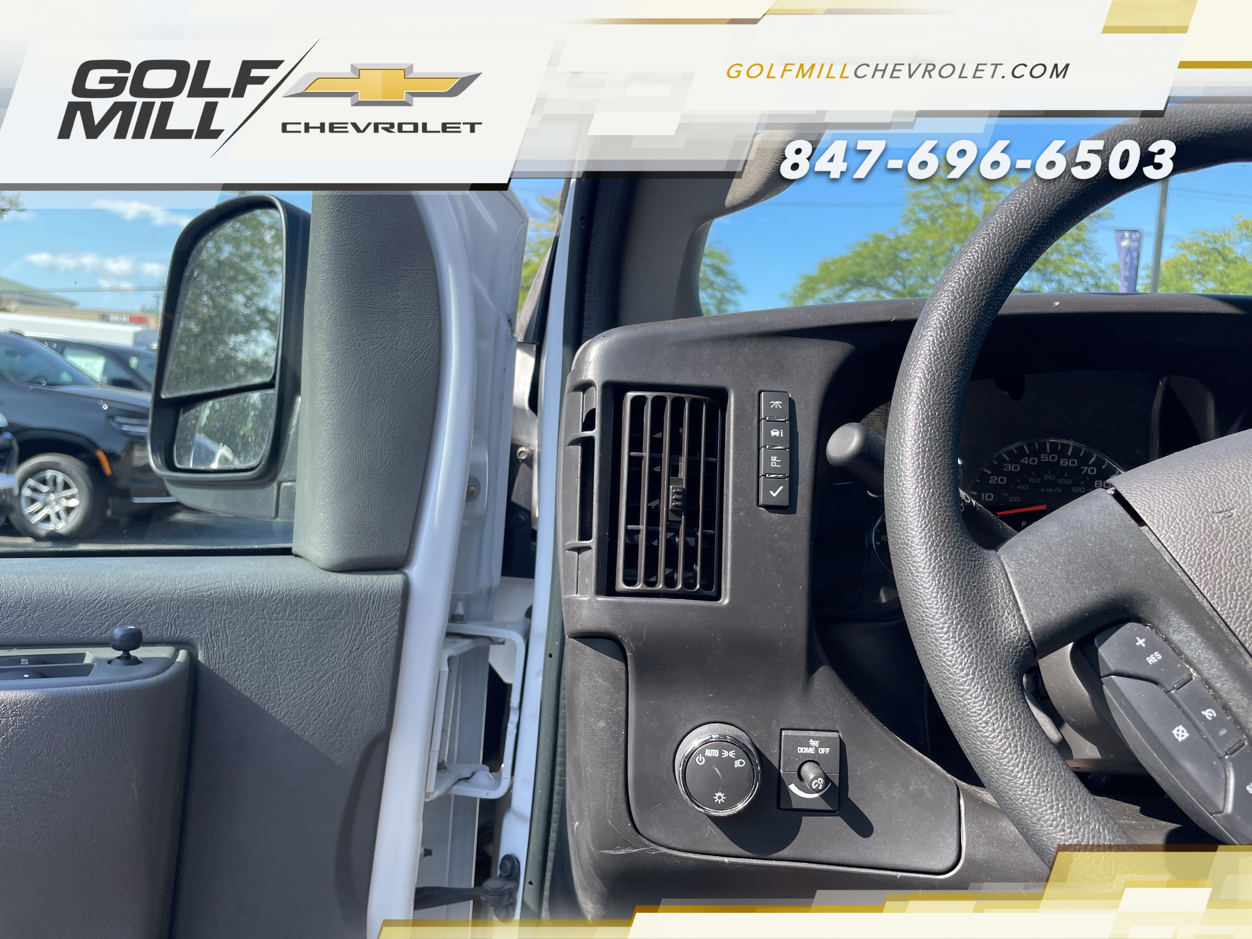 Used 2025 Chevrolet Express 2500 Extended w/ Driver Convenience Package RWD image 16