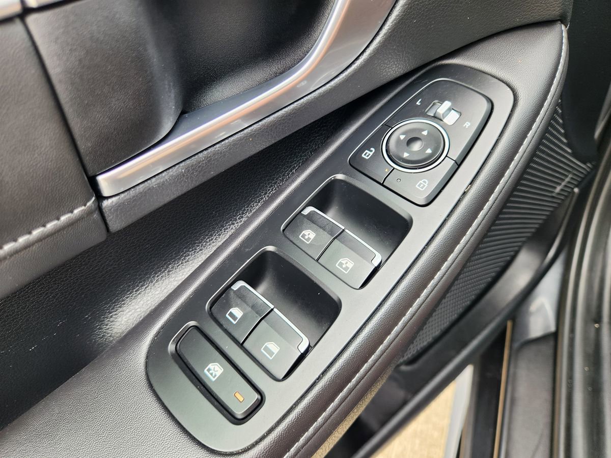Used 2022 Hyundai Sonata Limited FWD image 32
