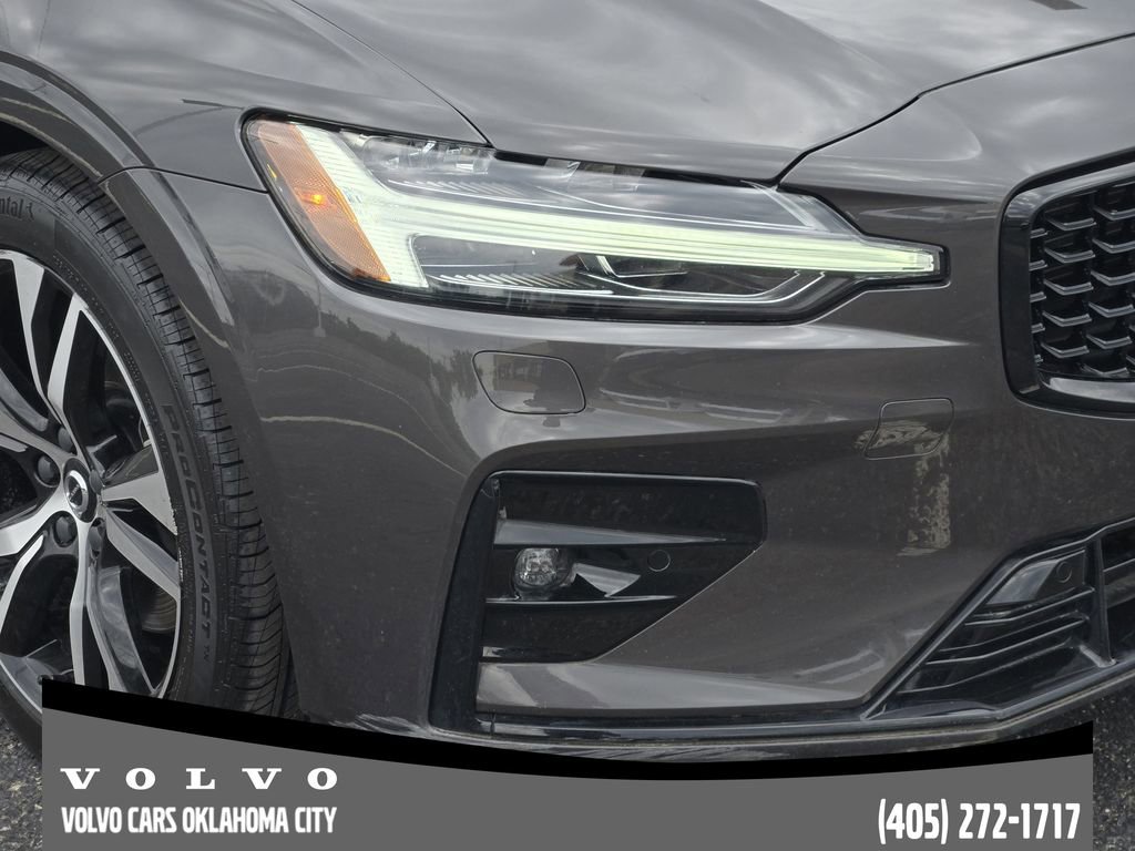 Certified 2025 Volvo S60 B5 Core FWD image 7