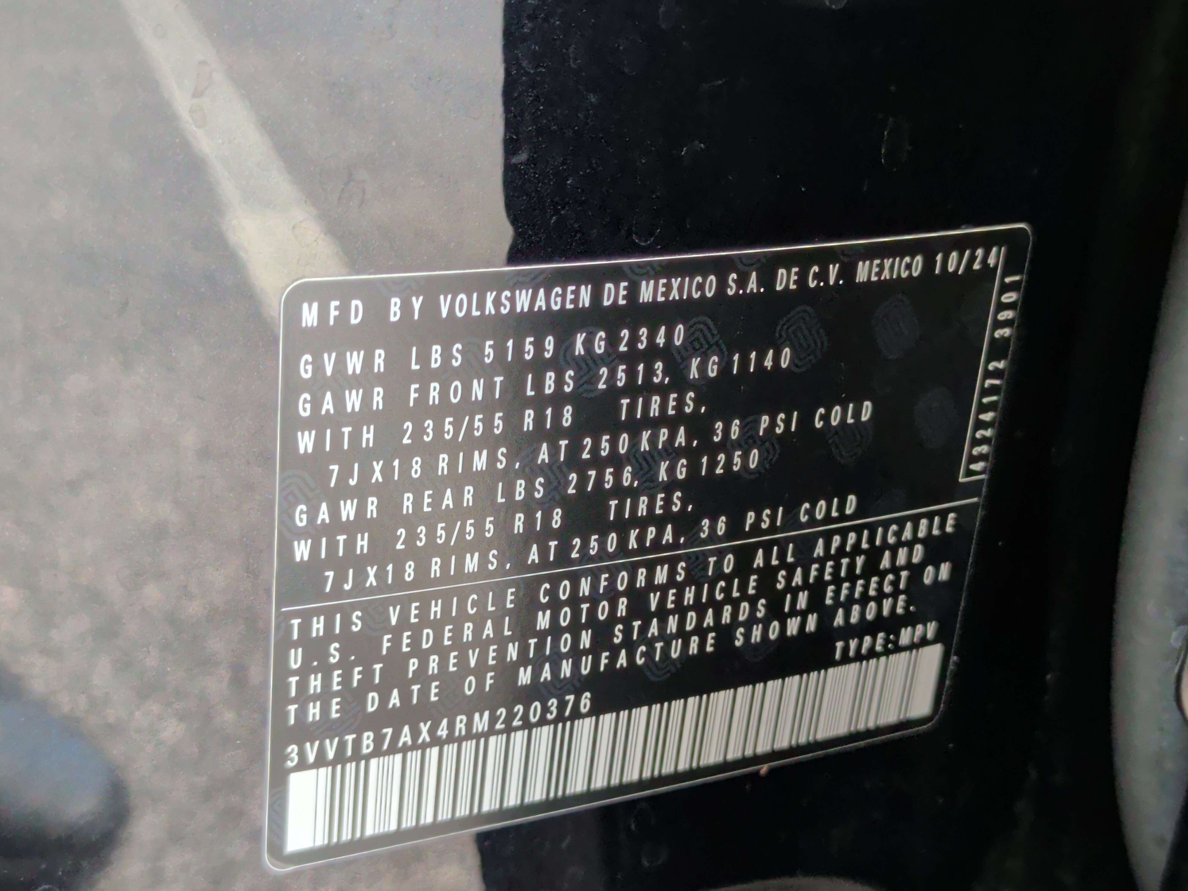 Used 2024 Volkswagen Tiguan Wolfsburg Edition FWD image 41