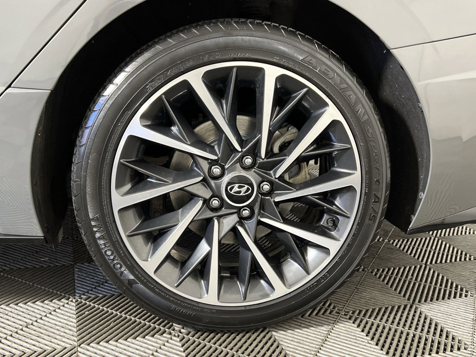 Used 2022 Hyundai Sonata Limited image 12