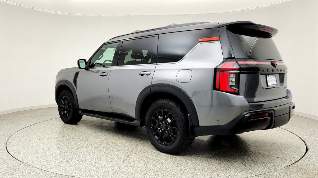Used 2025 Nissan Armada PRO-4X AWD/4WD image 7