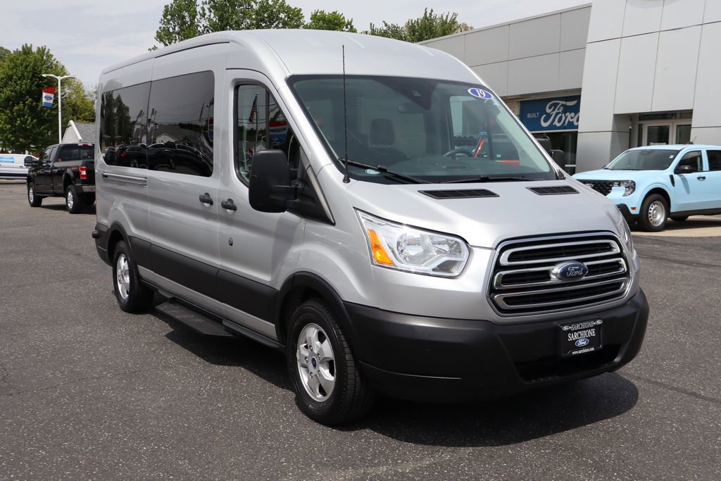 Used 2019 Ford Transit 350 XLT RWD image 2