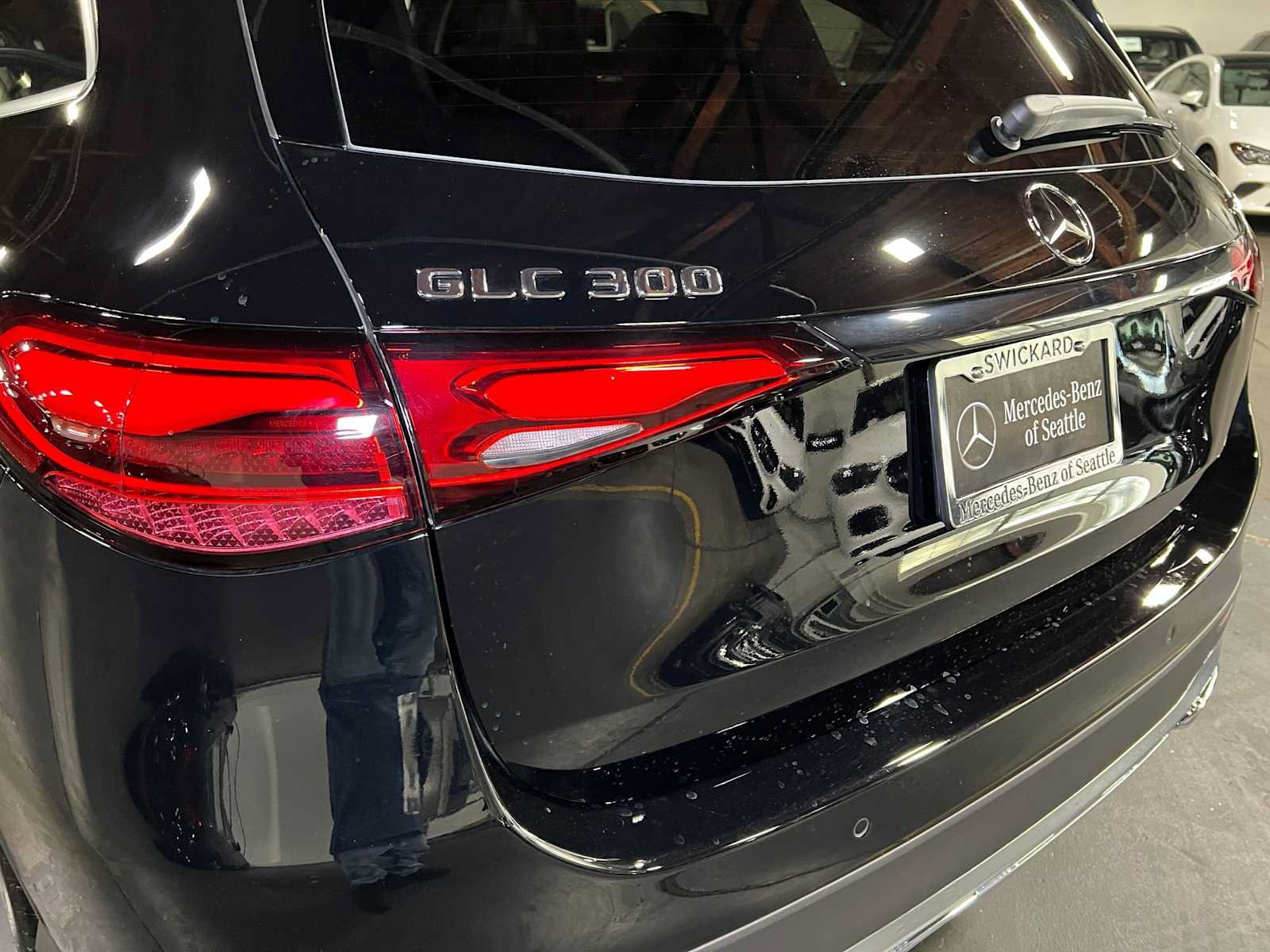 Used 2026 Mercedes-Benz GLC 300 4MATIC image 14