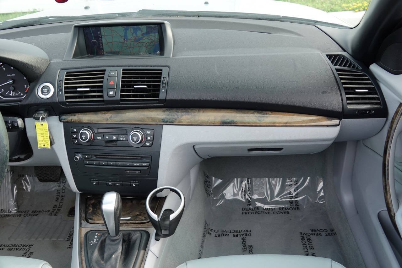 Used 2009 BMW 128i Convertible RWD image 76