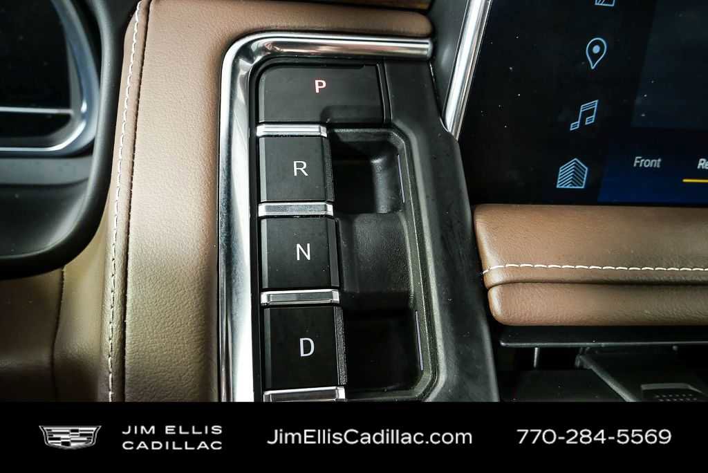 Used 2024 Chevrolet Tahoe High Country image 33