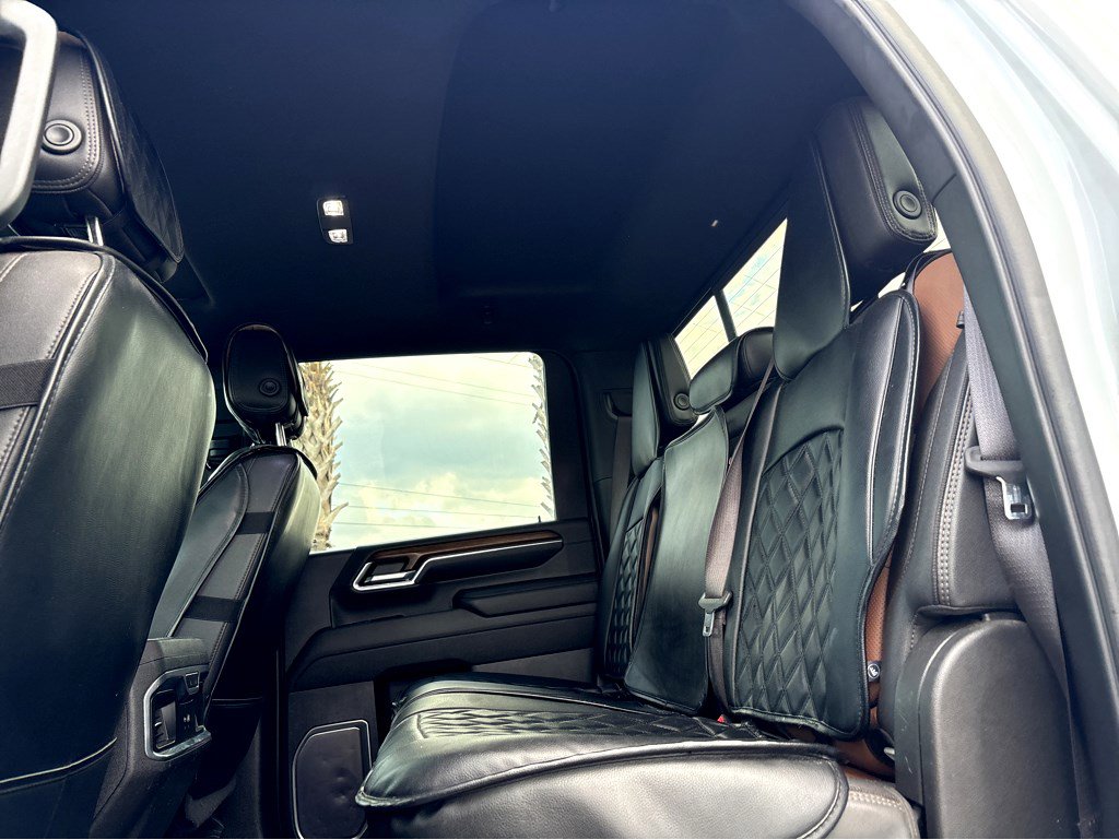 Used 2024 Chevrolet Silverado 2500 High Country w/ Technology Package image 23