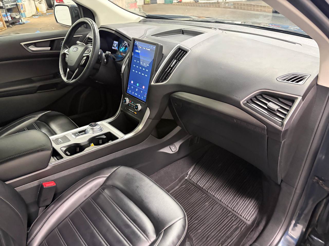 Used 2024 Ford Edge SEL w/ Convenience Package AWD/4WD image 14