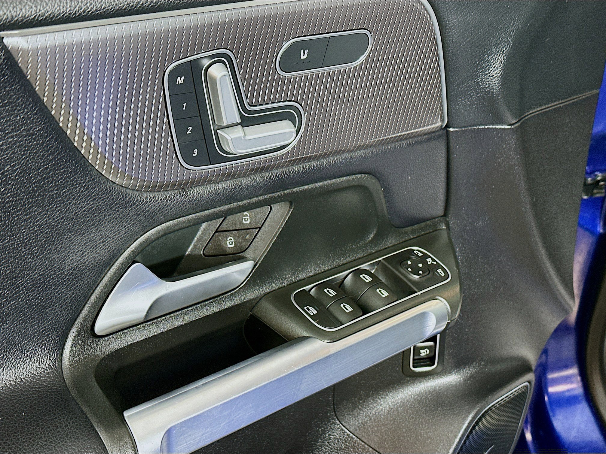 Certified 2021 Mercedes-Benz GLB 250 4MATIC image 18