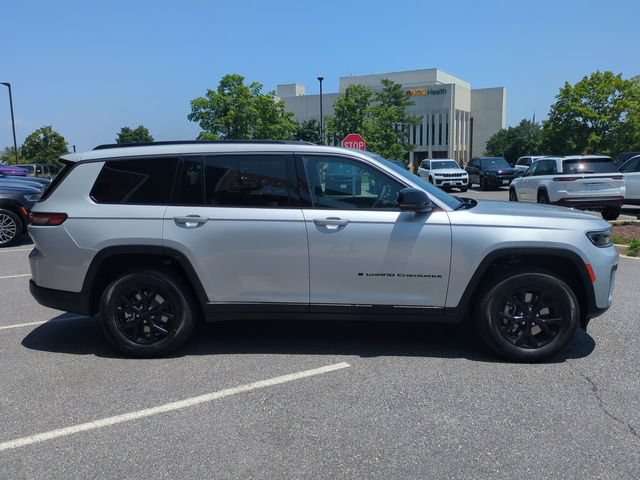New 2026 Jeep Grand Cherokee L 4WD image 3