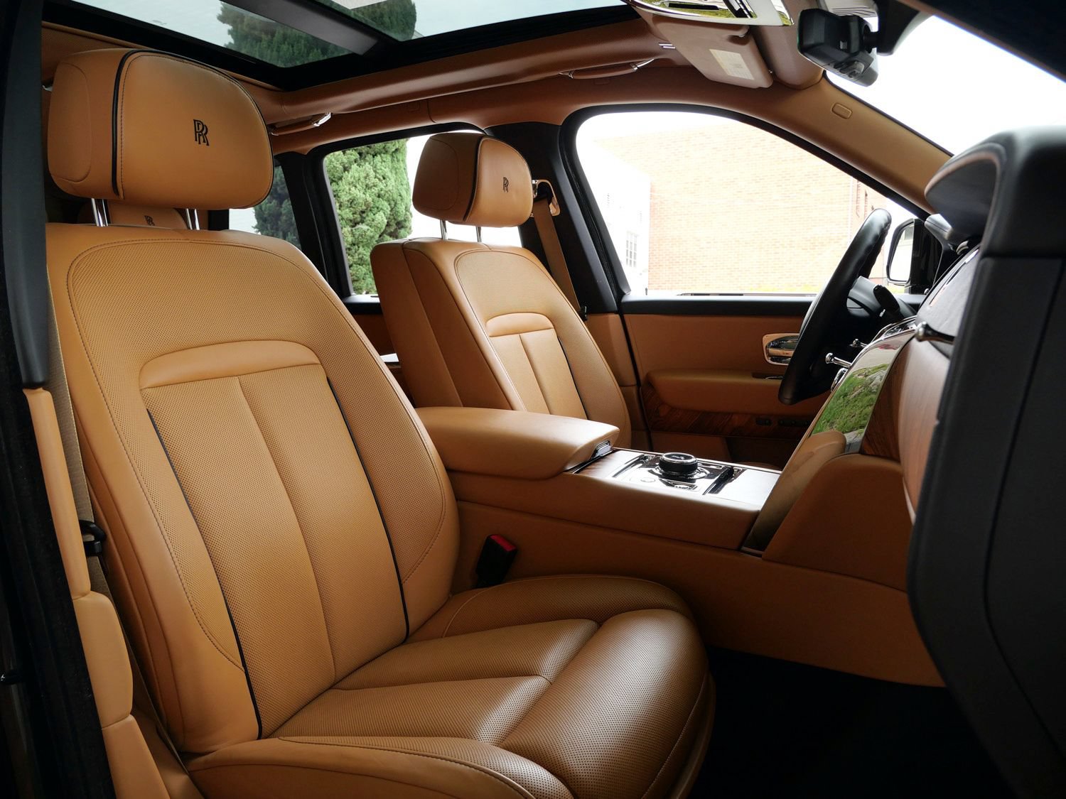 Used 2019 Rolls-Royce Cullinan AWD/4WD image 31