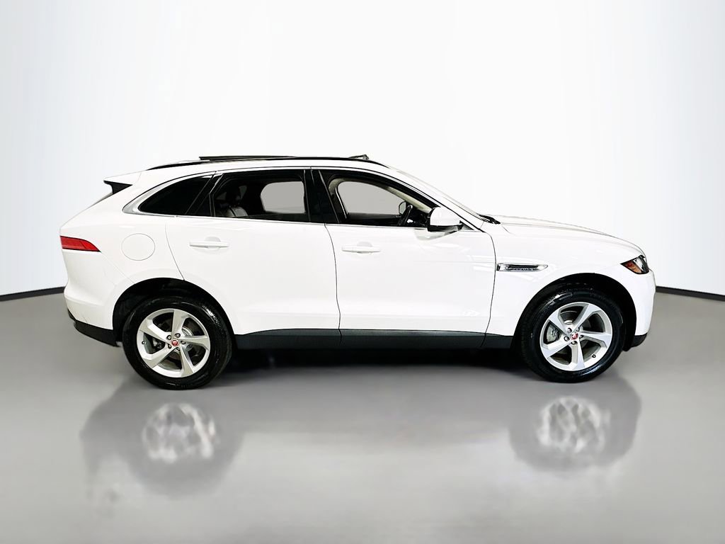 Used 2019 Jaguar F-PACE Premium AWD/4WD image 9