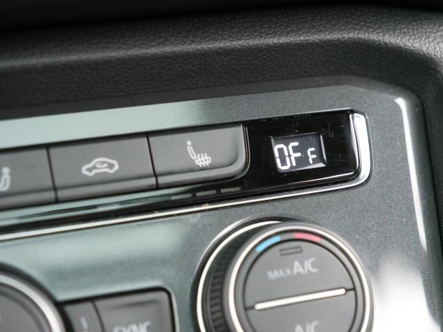 Used 2019 Volkswagen Tiguan SEL R-Line image 34