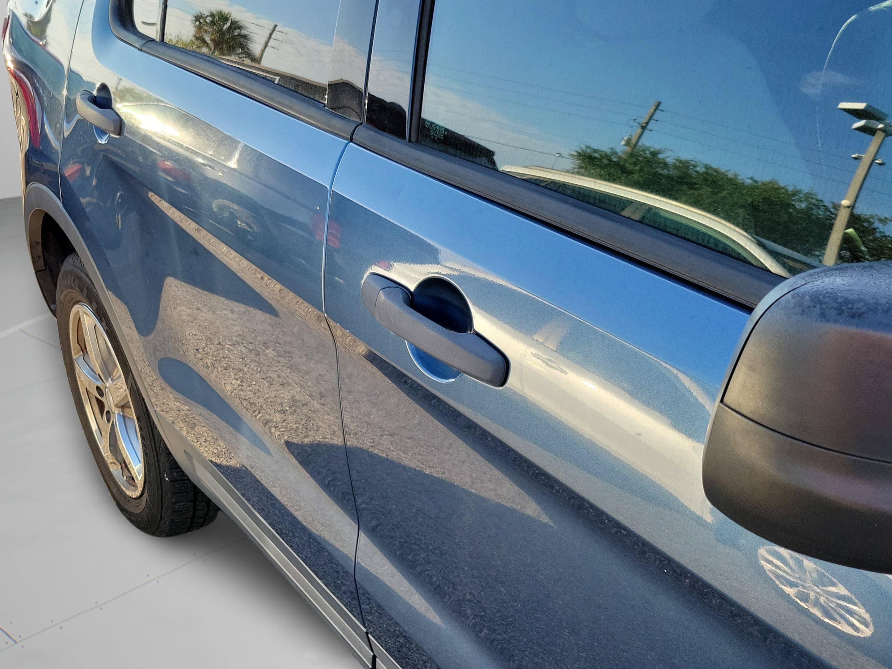 Used 2018 Ford Explorer FWD image 19