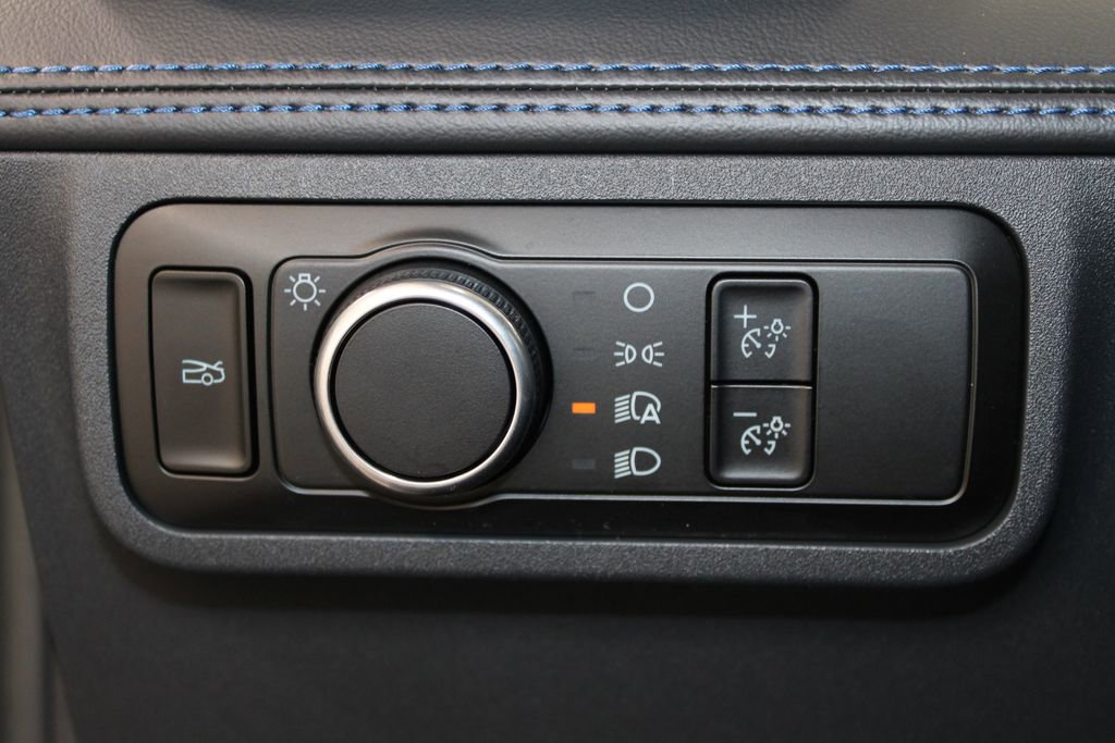 Used 2025 Ford Mustang Dark Horse image 35