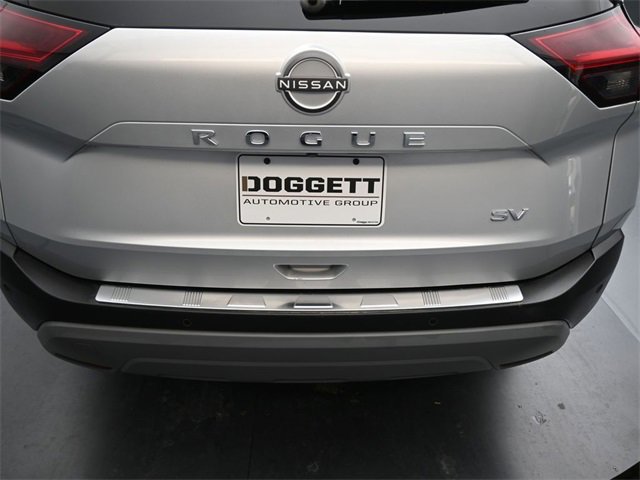 Certified 2023 Nissan Rogue SV image 10
