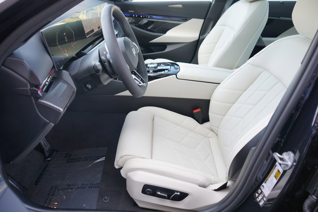 New 2026 BMW 540i xDrive w/ Executive Package image 10