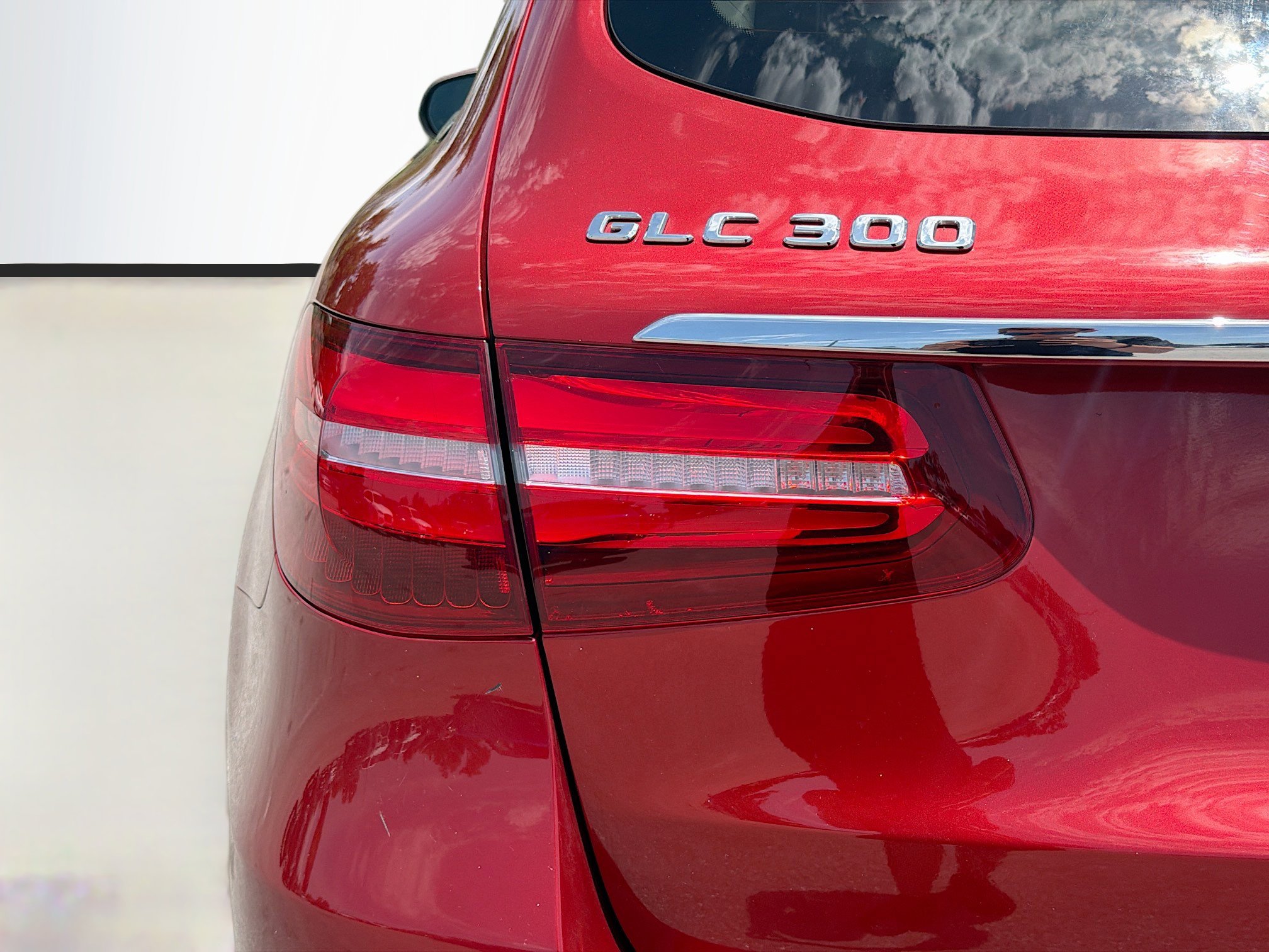 Used 2019 Mercedes-Benz GLC 300 4MATIC image 10