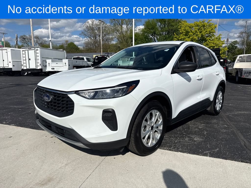Used 2023 Ford Escape Active w/ Cold Weather Package FWD image 2
