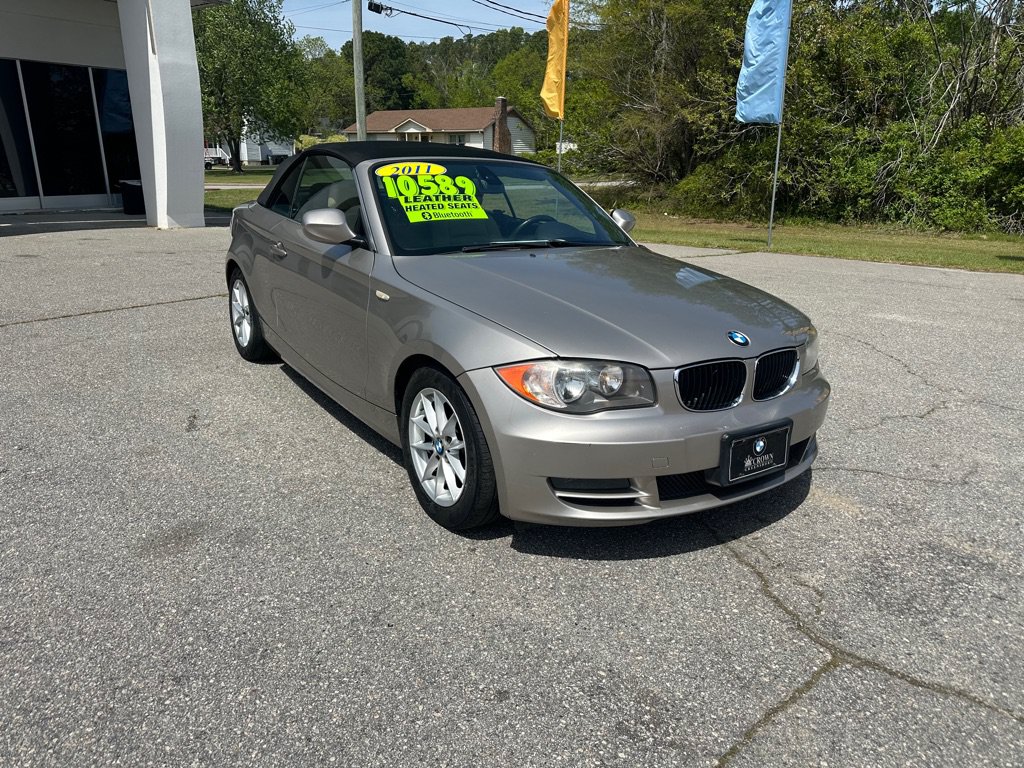 Used 2011 BMW 128i Convertible image 7