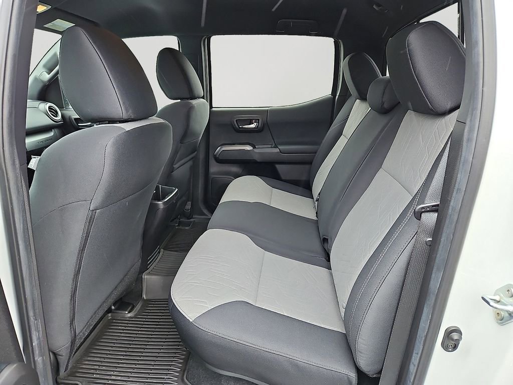 Used 2023 Toyota Tacoma TRD Sport w/ Technology Package image 8