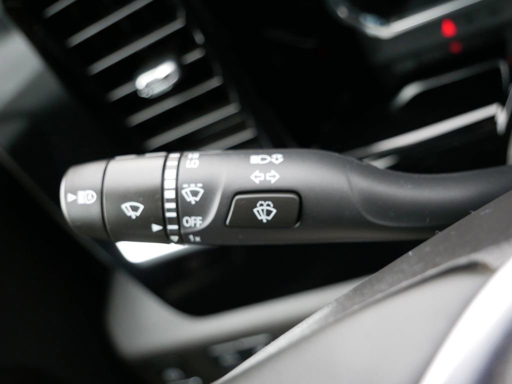 Used 2023 GMC Sierra 1500 SLE image 24