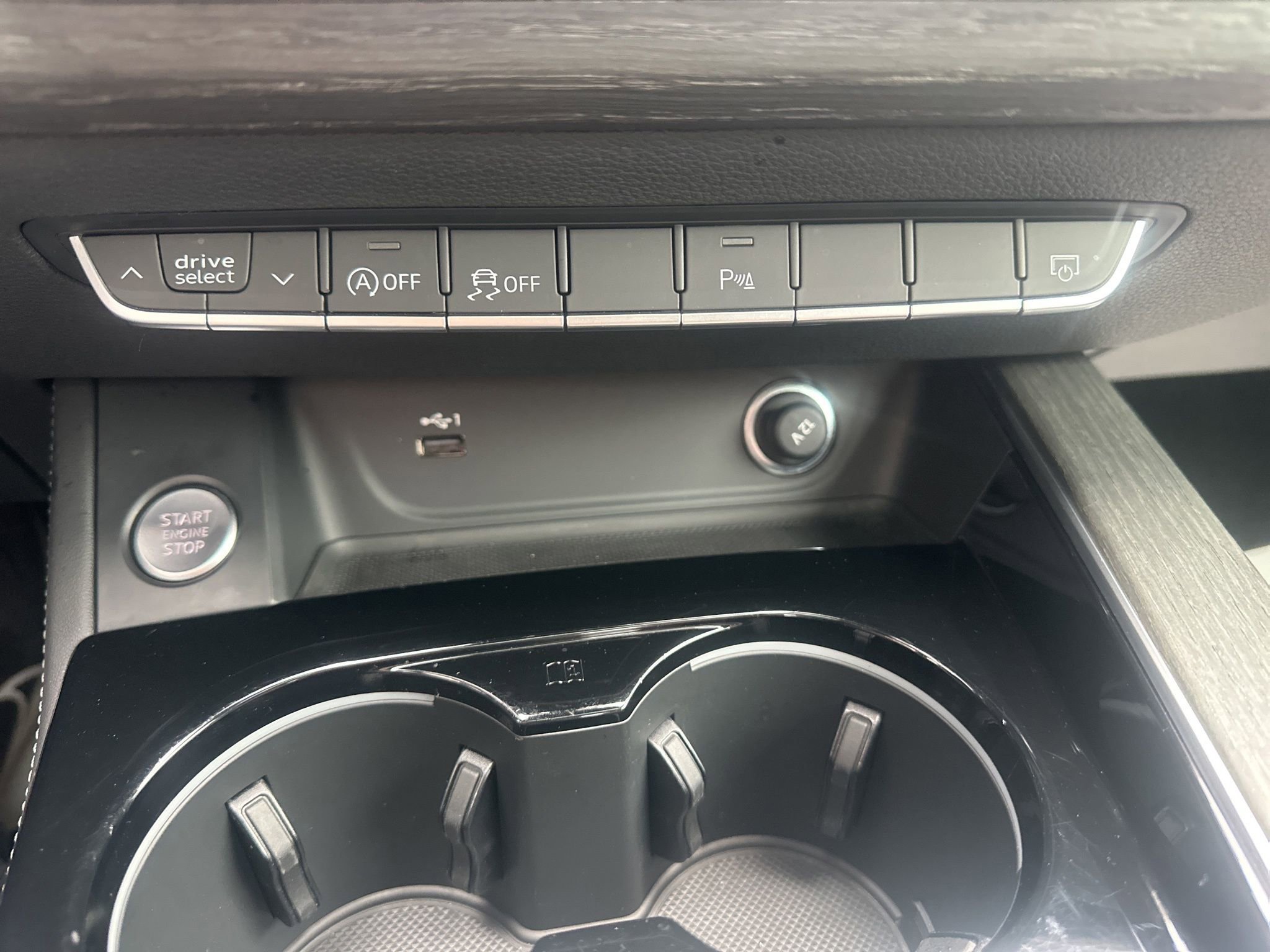 Used 2024 Audi A4 2.0T Premium Plus AWD/4WD image 28