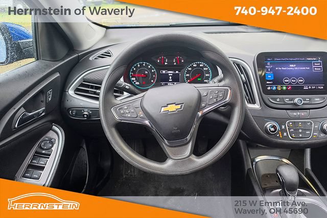 Used 2023 Chevrolet Malibu LT FWD image 7