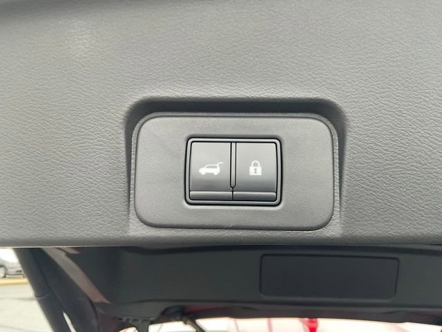 Used 2021 Nissan Rogue SL w/ Premium Package image 10