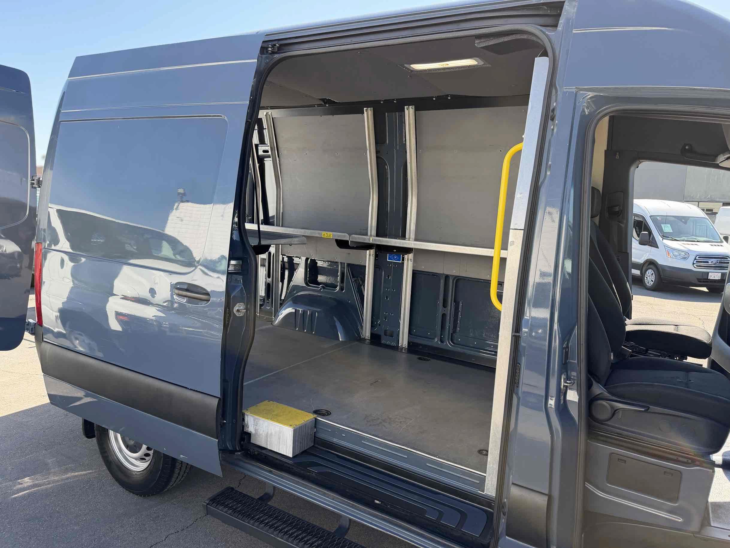 Used 2019 Mercedes-Benz Sprinter 144 image 12