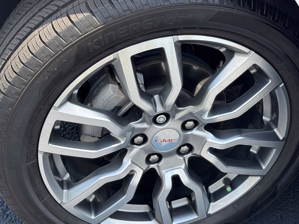 Used 2023 GMC Terrain Denali AWD/4WD image 14