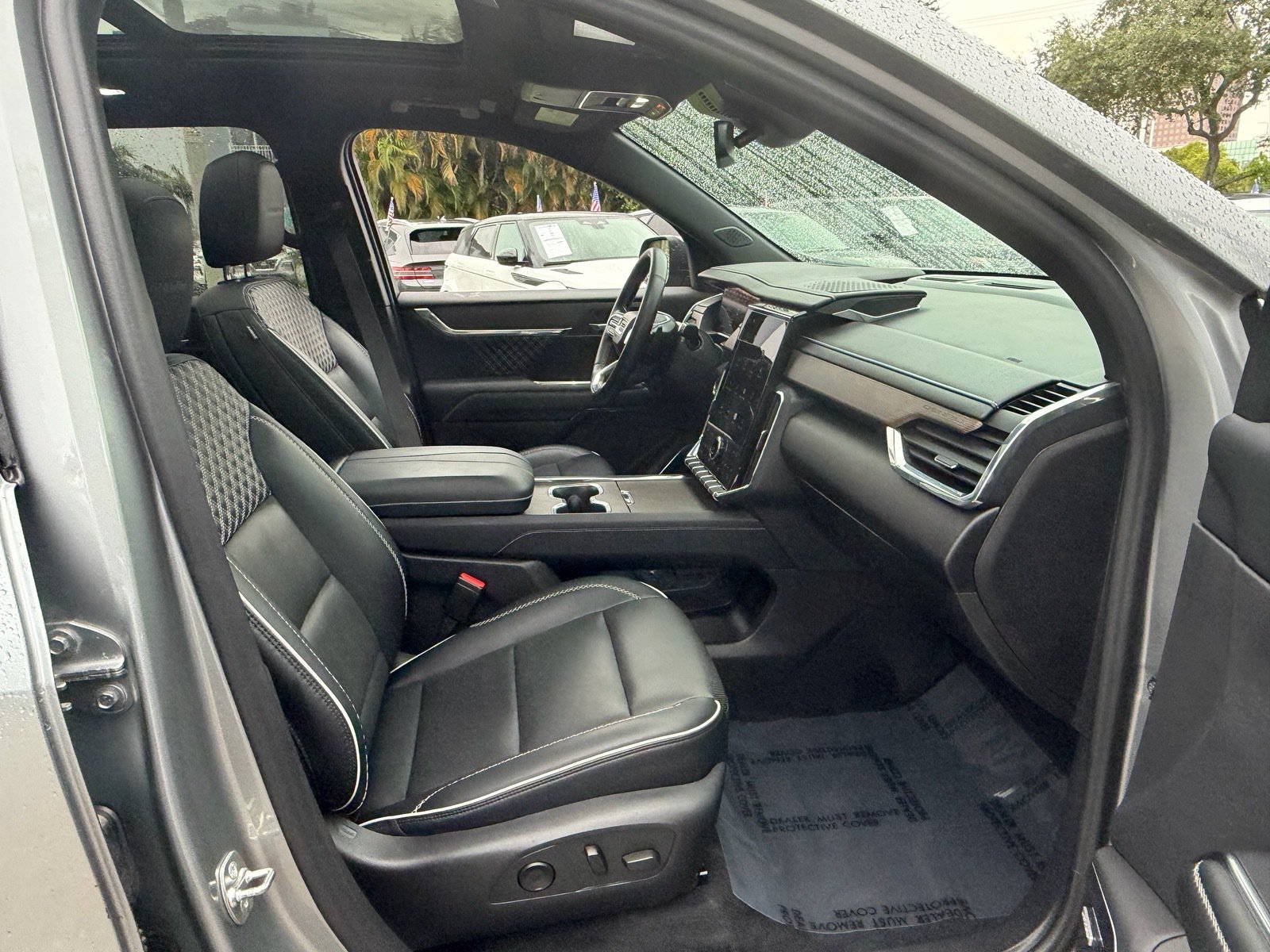 Used 2024 GMC Acadia Denali FWD image 20