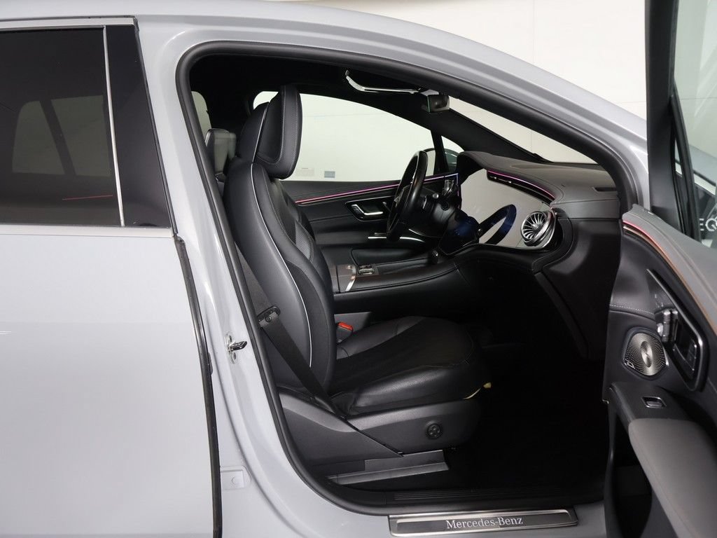 Used 2023 Mercedes-Benz EQS 580 4MATIC SUV image 32