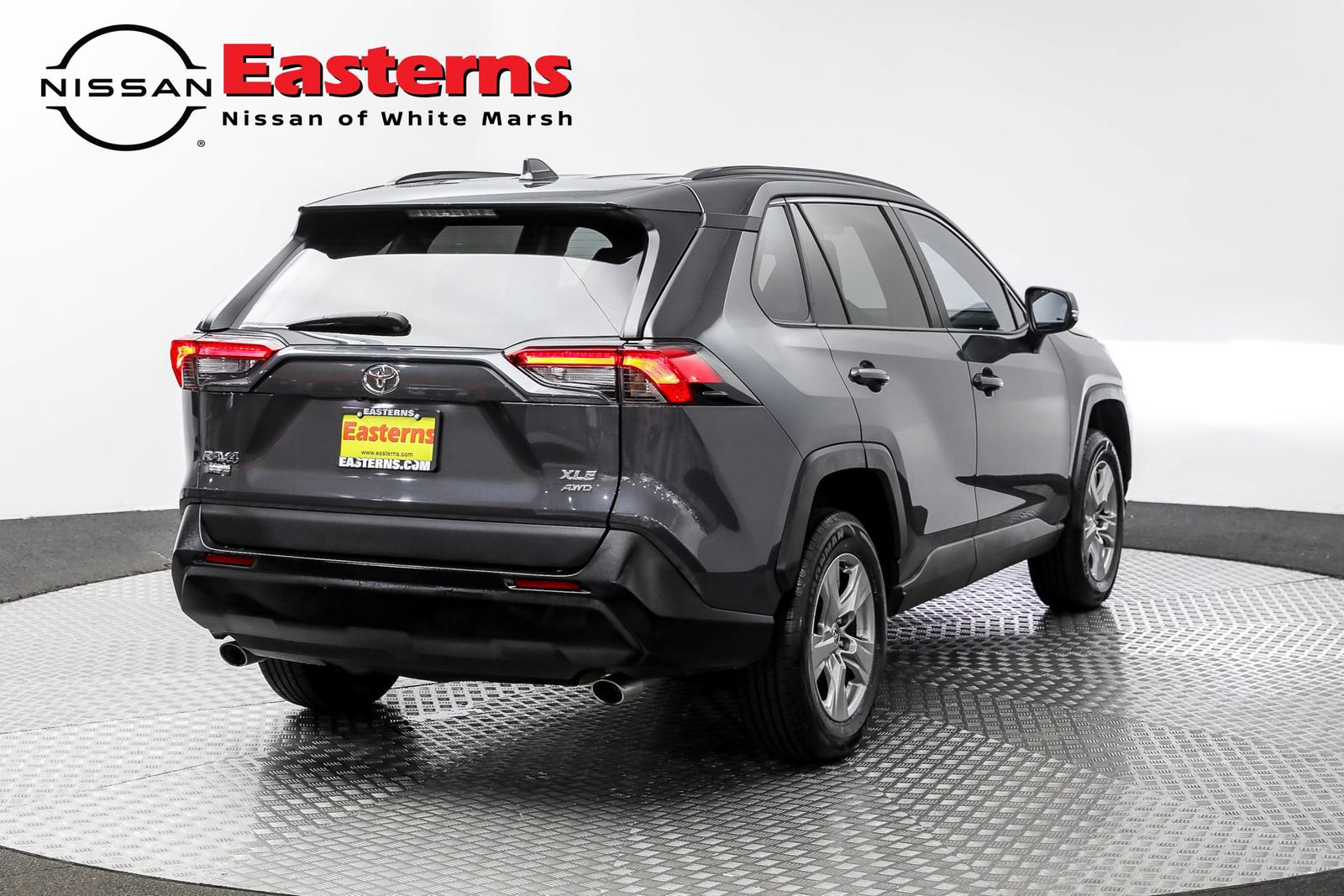 Used 2023 Toyota RAV4 XLE image 8