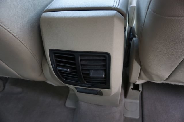 Used 2013 Ford Escape SEL FWD image 25