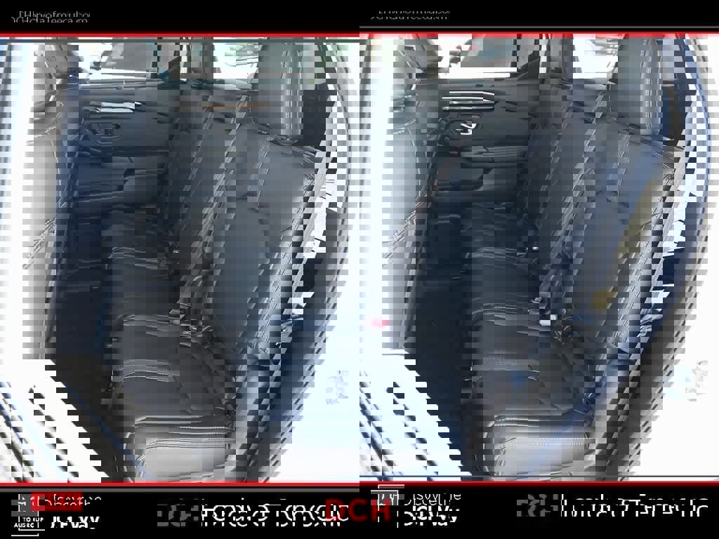 Used 2024 Honda Pilot Touring image 19