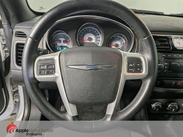 Used 2012 Chrysler 200 Touring FWD image 15