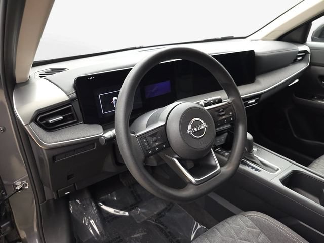Used 2026 Nissan Kicks SV w/ Cold Weather Package AWD/4WD image 16